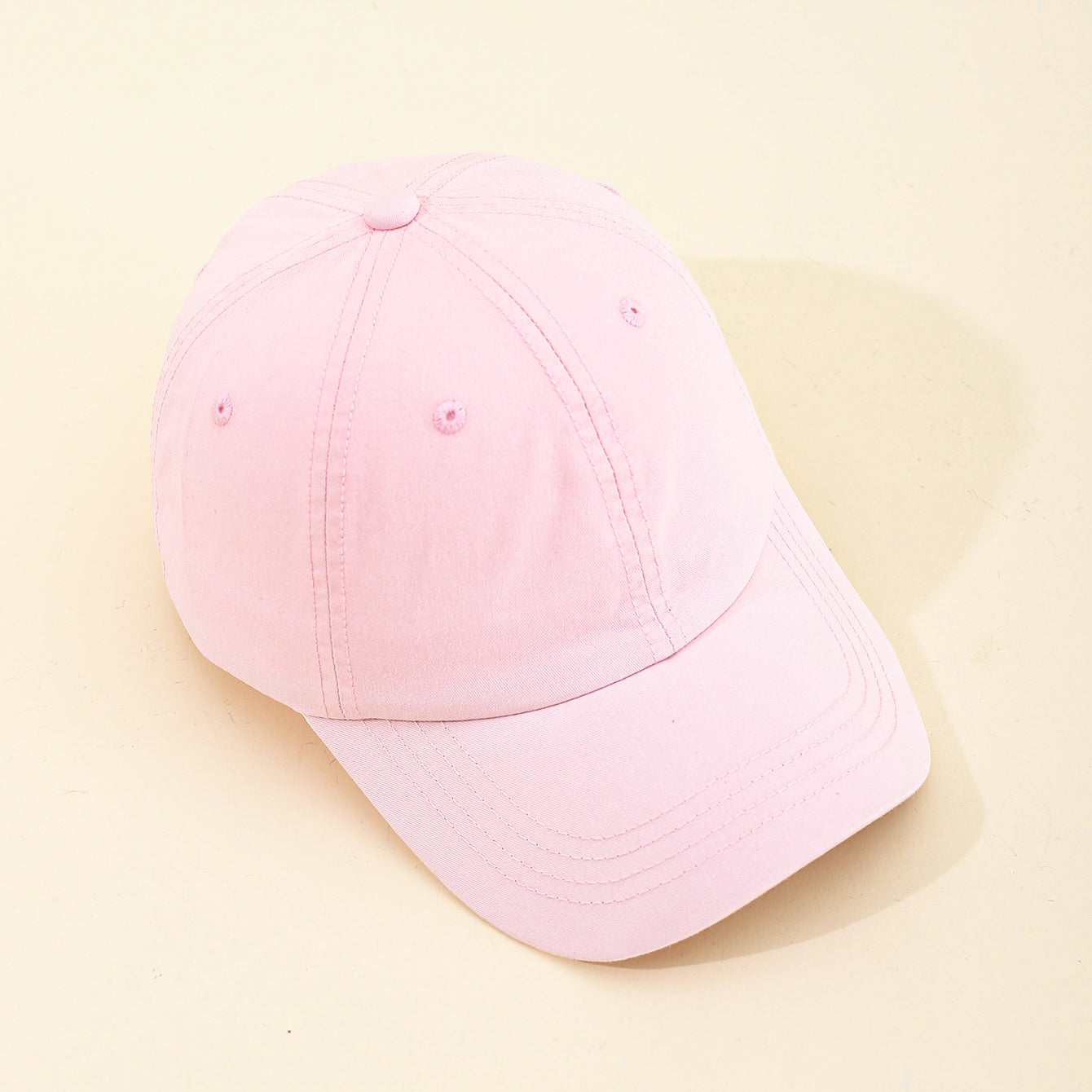Women's Solid Color Light Board Sunshade Fashionable Trend Baseball Cap Suitable For Daily Commuting, Outdoor Outings, Picnics And Photo-taking.