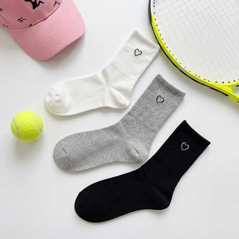 Minimalist Heart Embroidered Crew Socks, Solid Color Ribbed Knit Socks, Women's Casual Mid-Calf Socks For Daily Wear & Sports