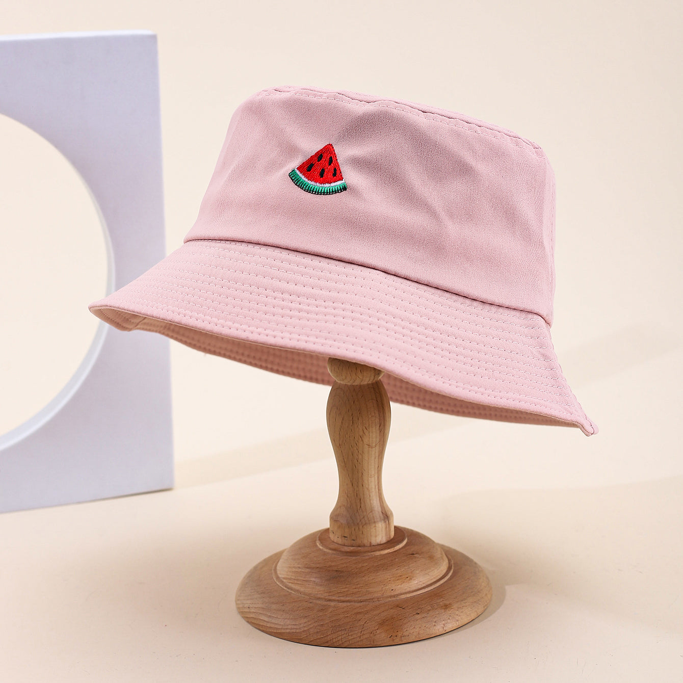 The Lady's Cute Watermelon Embroidery Pattern Fashion Casual Style Fisherman Hat Is Suitable For Outdoor Sun Protection, Outings, Shopping, Mountain Climbing And Hiking.