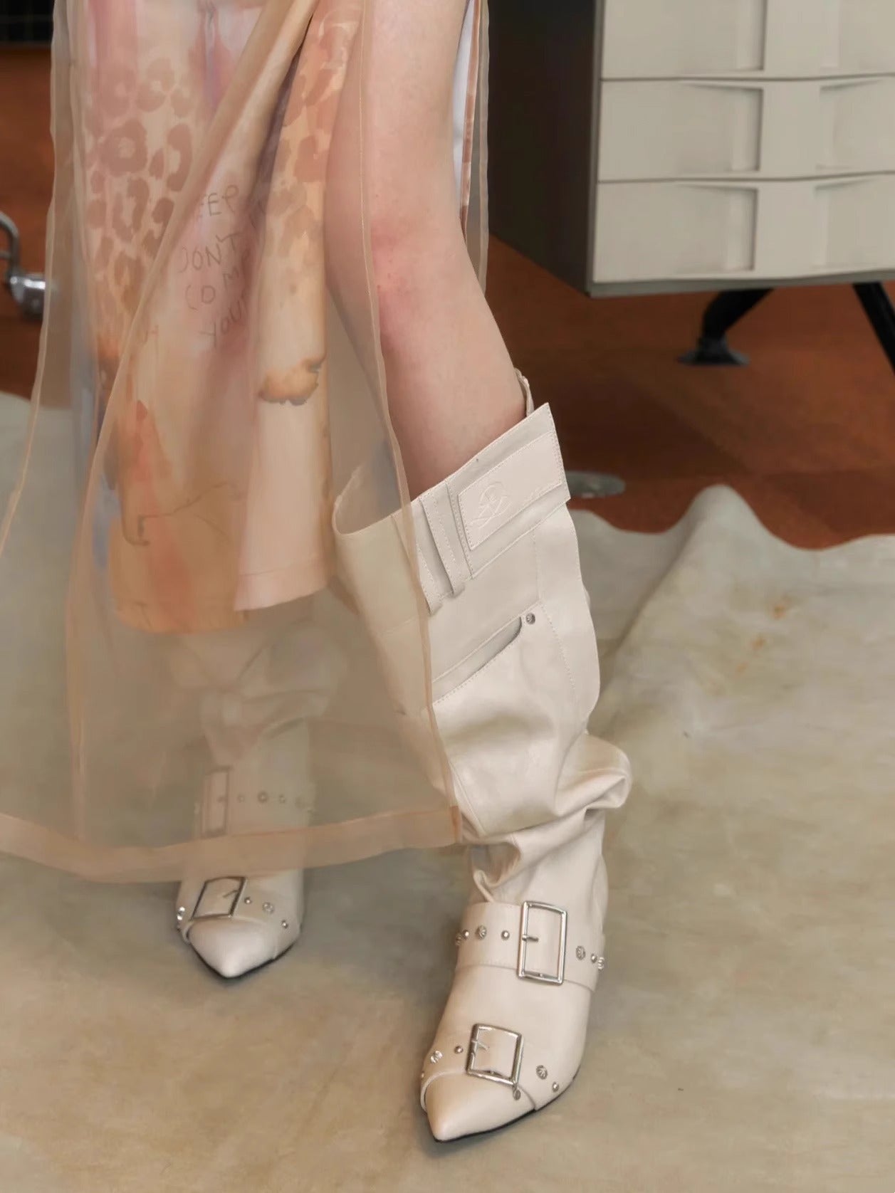 Pointed-toe Metal Buckle High-shaft Puffy Boots Vintage Long Boots For Women