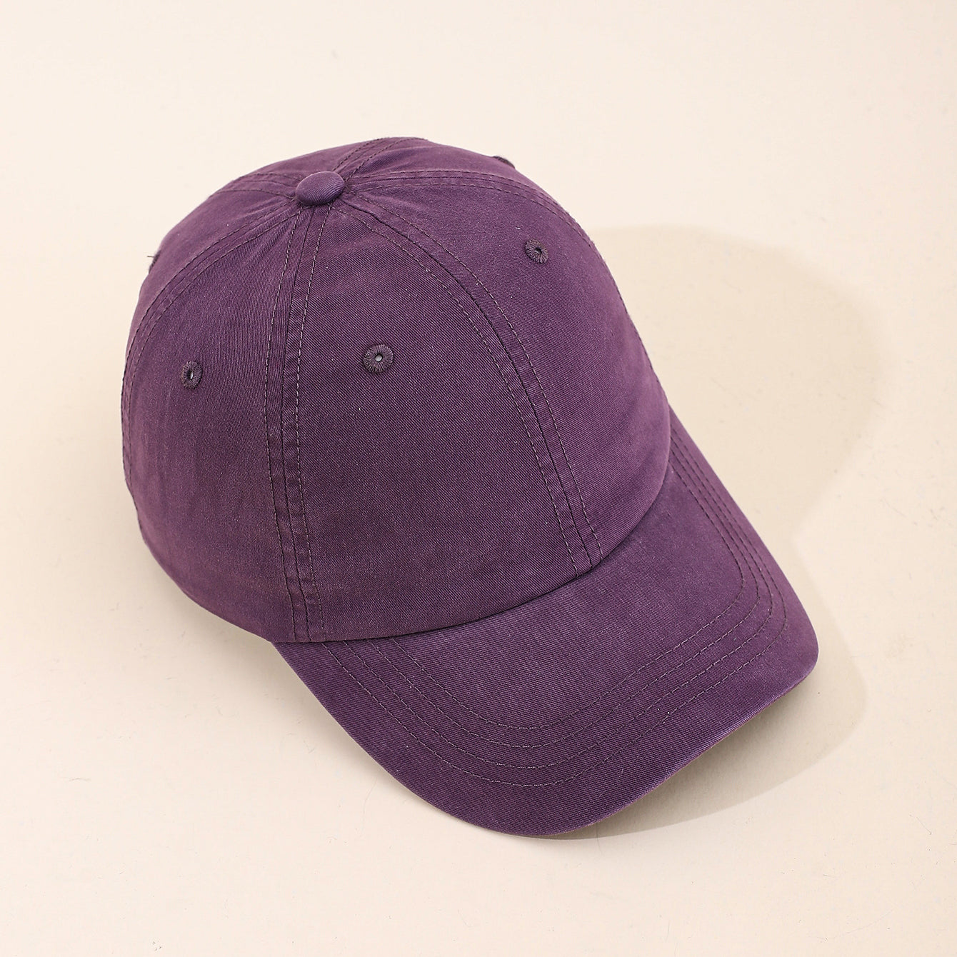 Women's Solid Color Light Board Sunshade Fashionable Trend Baseball Cap Suitable For Daily Commuting, Outdoor Outings, Picnics And Photo-taking.