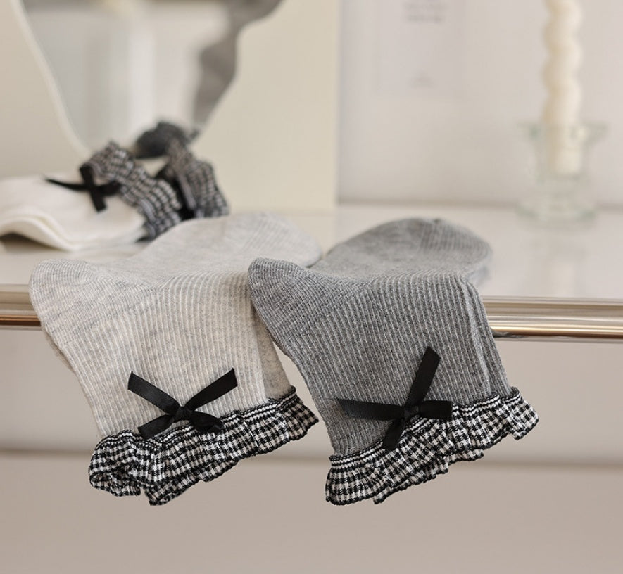 Socks Women's Spring And Summer Checkered Lace Short Socks Sweet Bow Short Tube Women's Socks Ballet Style