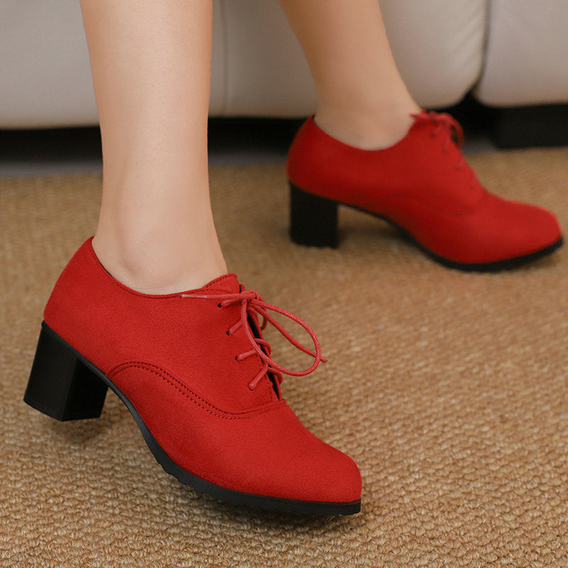 Womens Deep-v Cut Shoes With A Round Toe Chunky Heel And Matte Finish Featuring Front Lacing