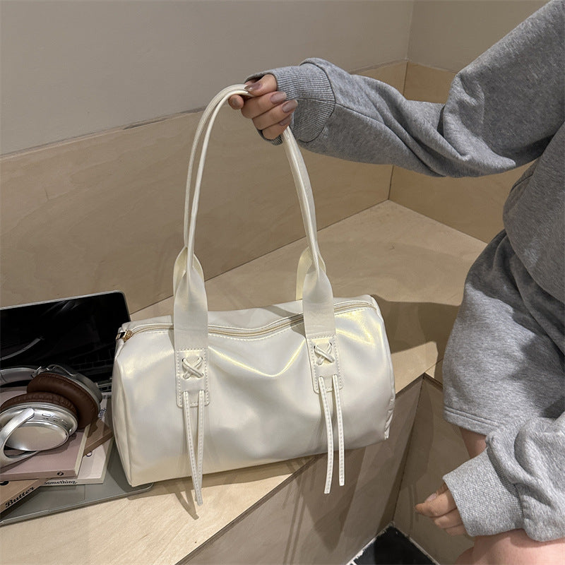 New Trendy Large-capacity Tote Bag This Year