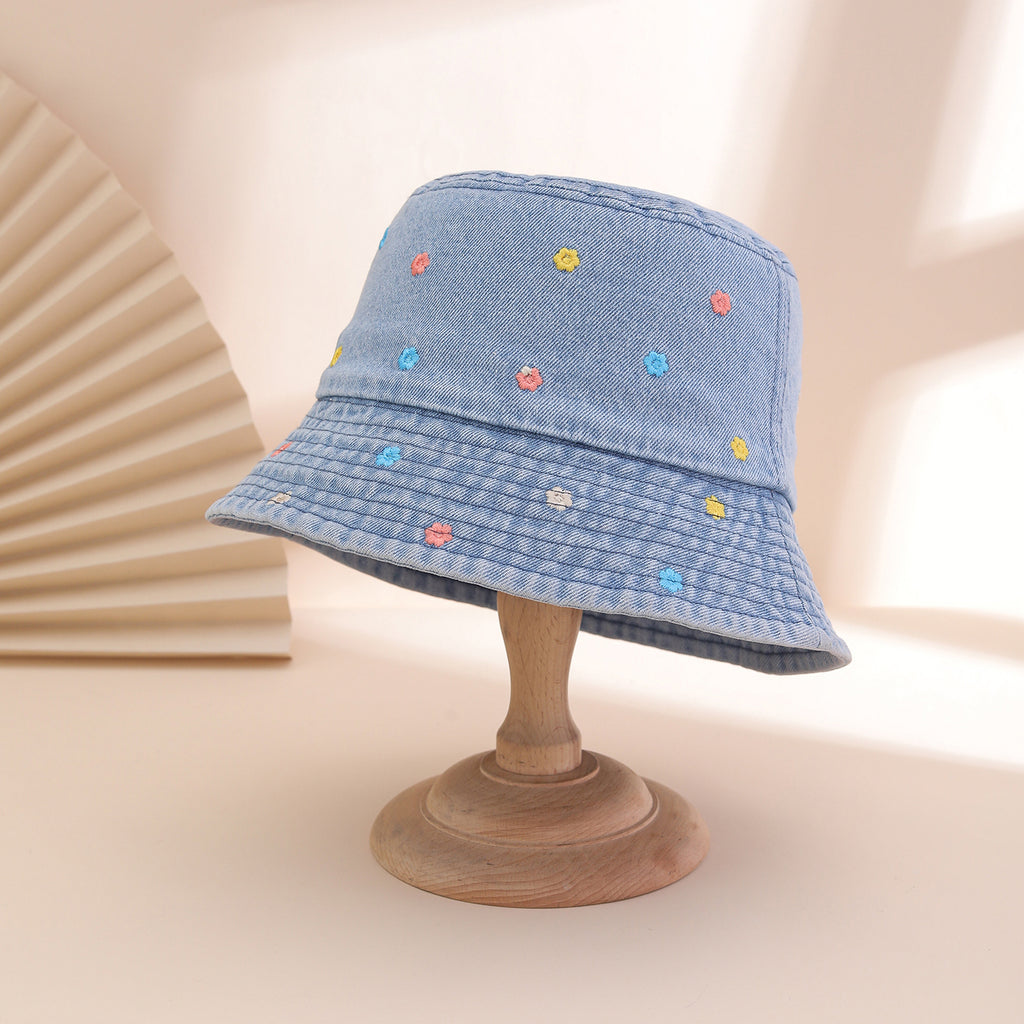 Korean-style Water-washed Embroidered Full-pattern Small Floral Fisherman Hat, Energetic And Cute Flat-top Cap, Suitable For Outdoor Wear.