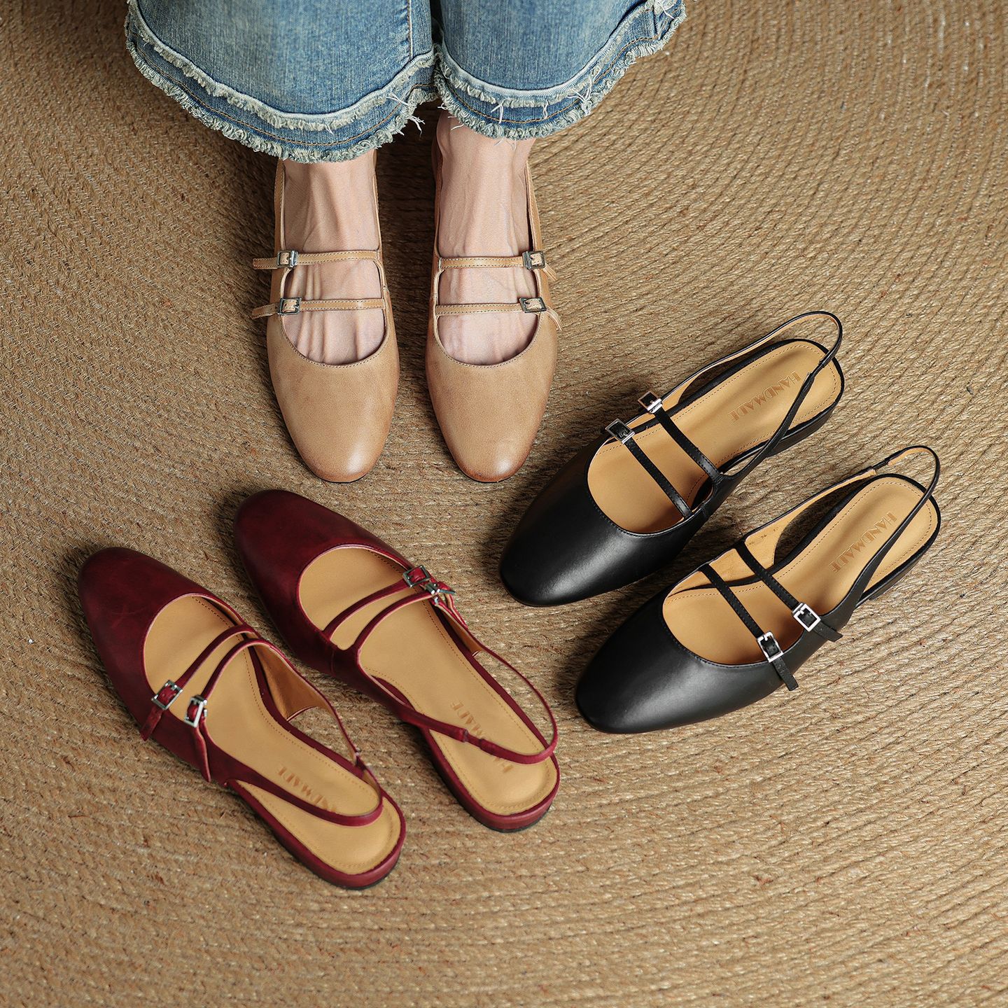 New Womens Flat Sandals With A Soft Sole And A Single Strap
