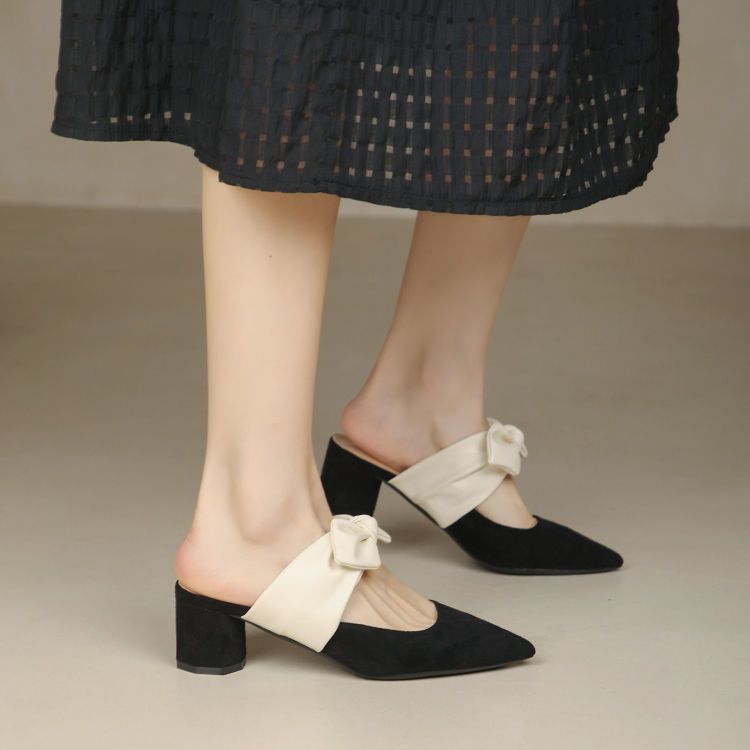 Chunky-heeled Pointed-toe French-style Soft High Heels