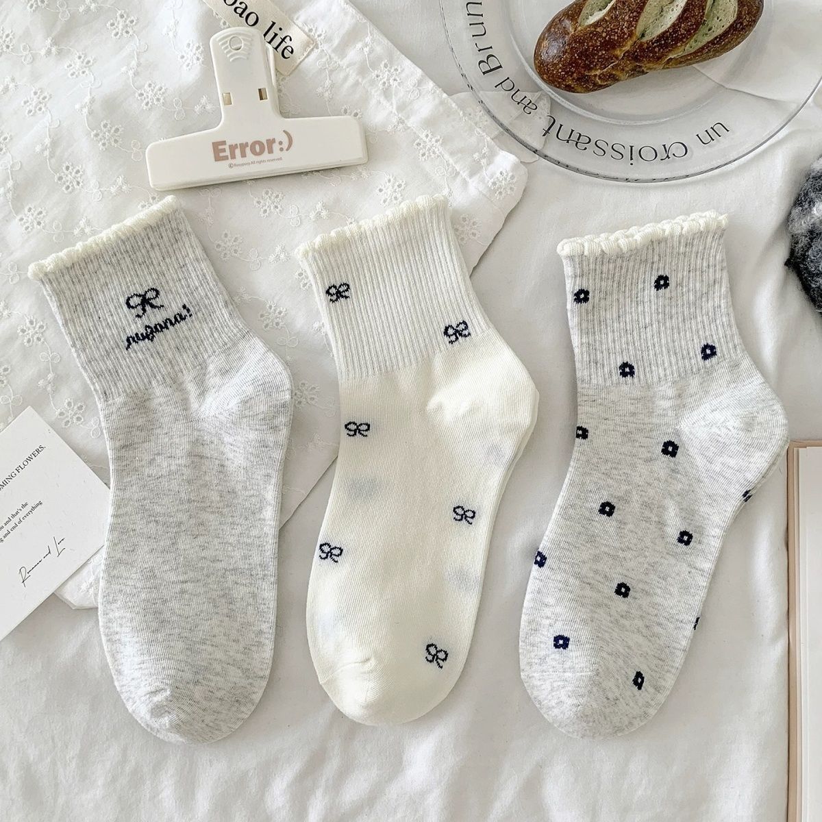 Coquette Bow Print Ruffle Cuff Crew Socks, Minimalist Grey & White Knit Socks, Women's Sweet Casual Socks For Everyday & Preppy Style