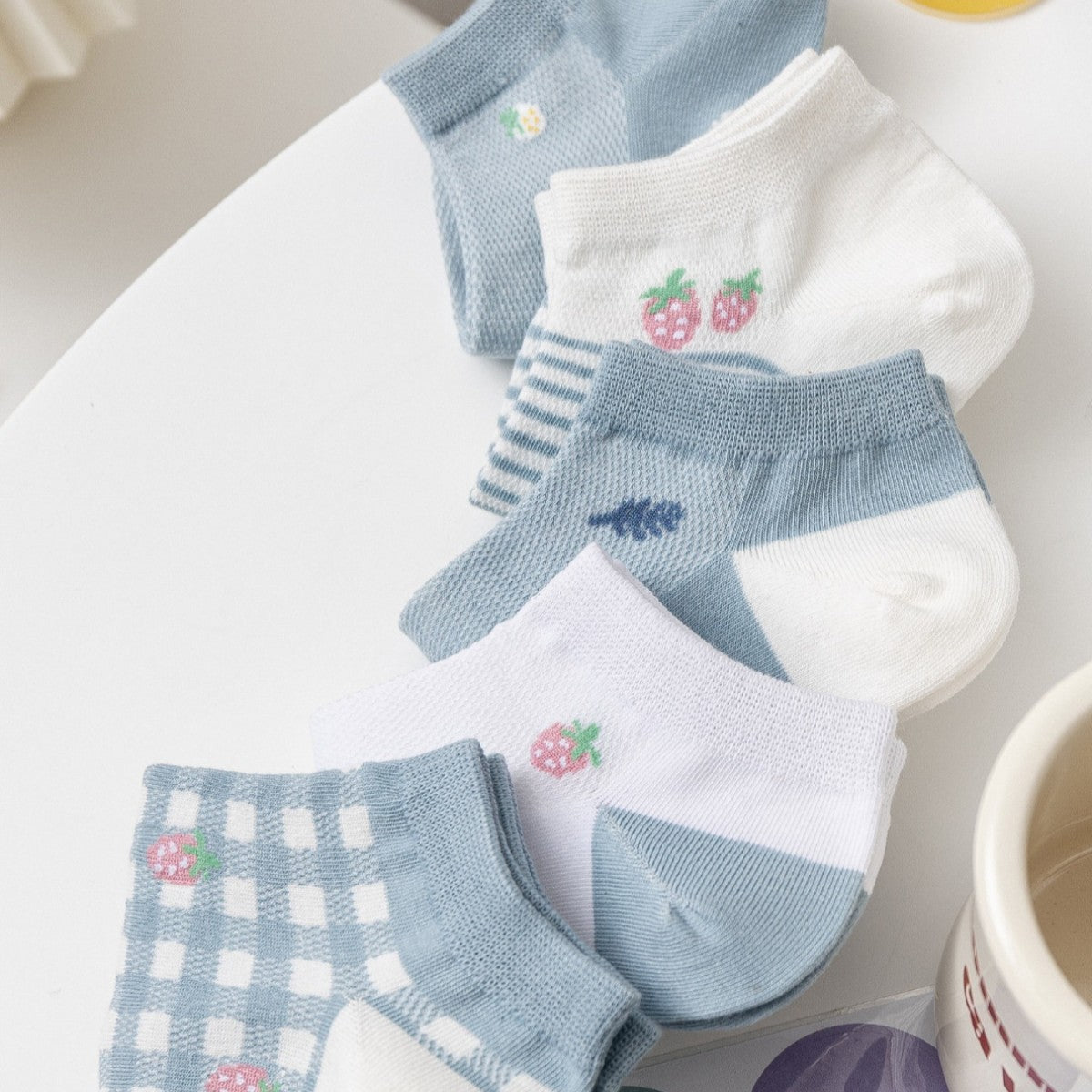 Blue & White Mesh Ankle Socks, Cute Strawberry & Floral Print Low-Cut Socks, Women's Breathable Casual Socks For Summer