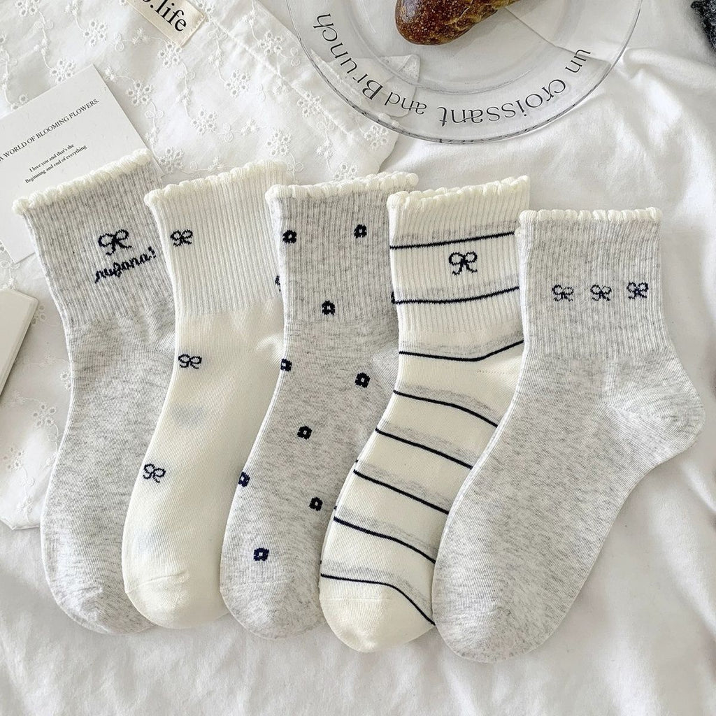 Coquette Bow Print Ruffle Cuff Crew Socks, Minimalist Grey & White Knit Socks, Women's Sweet Casual Socks For Everyday & Preppy Style