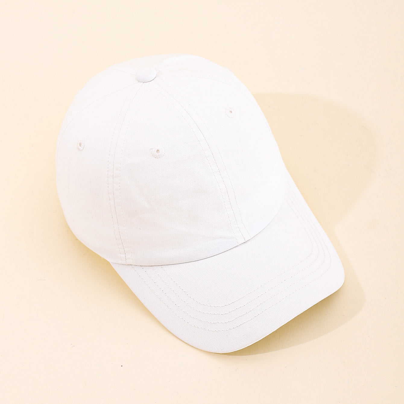 Women's Solid Color Light Board Sunshade Fashionable Trend Baseball Cap Suitable For Daily Commuting, Outdoor Outings, Picnics And Photo-taking.