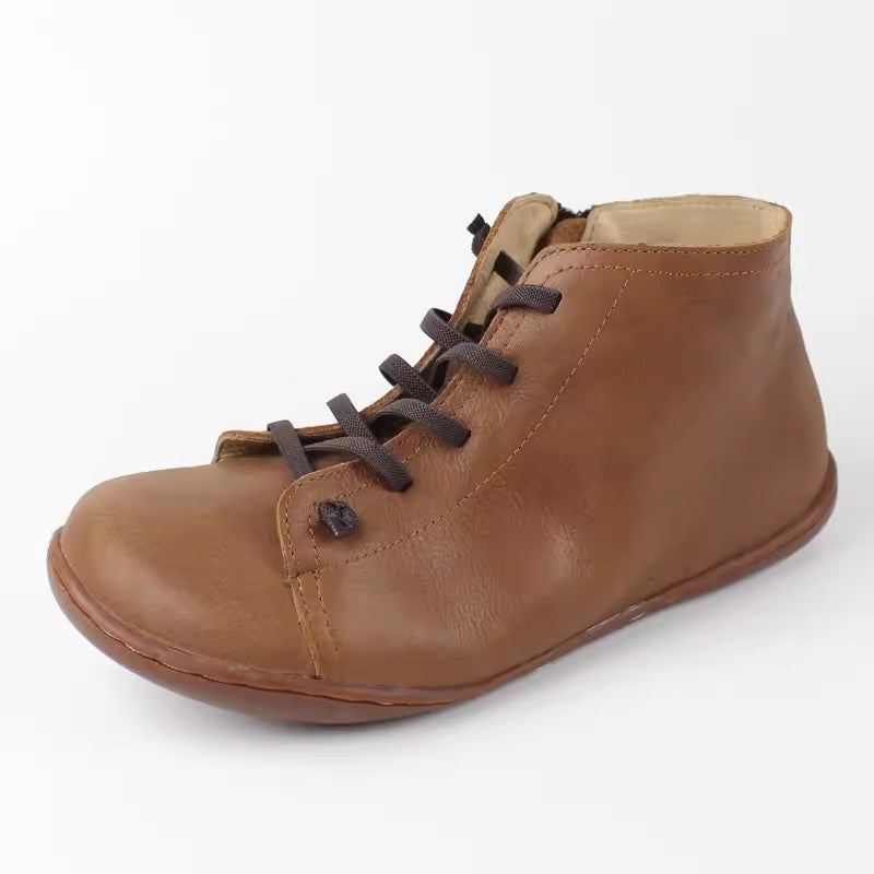 Womens Boots Made From Full-grain Cowhide Leather With A Soft Sole