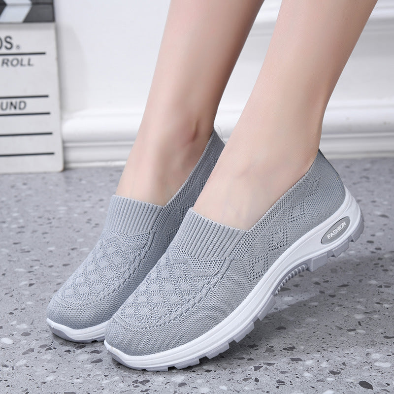 Non-slip Soft-soled Flyknit Walking Shoes Classic Style For Women Breathable