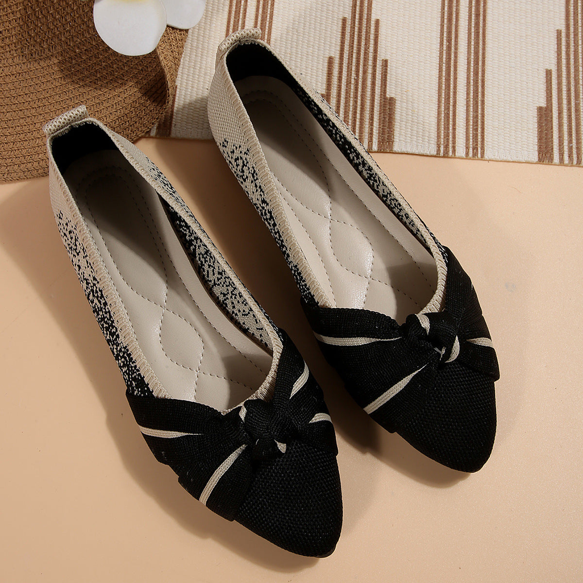 Womens Fashionable Slip-on Breathable Flat Shoes With A Bow
