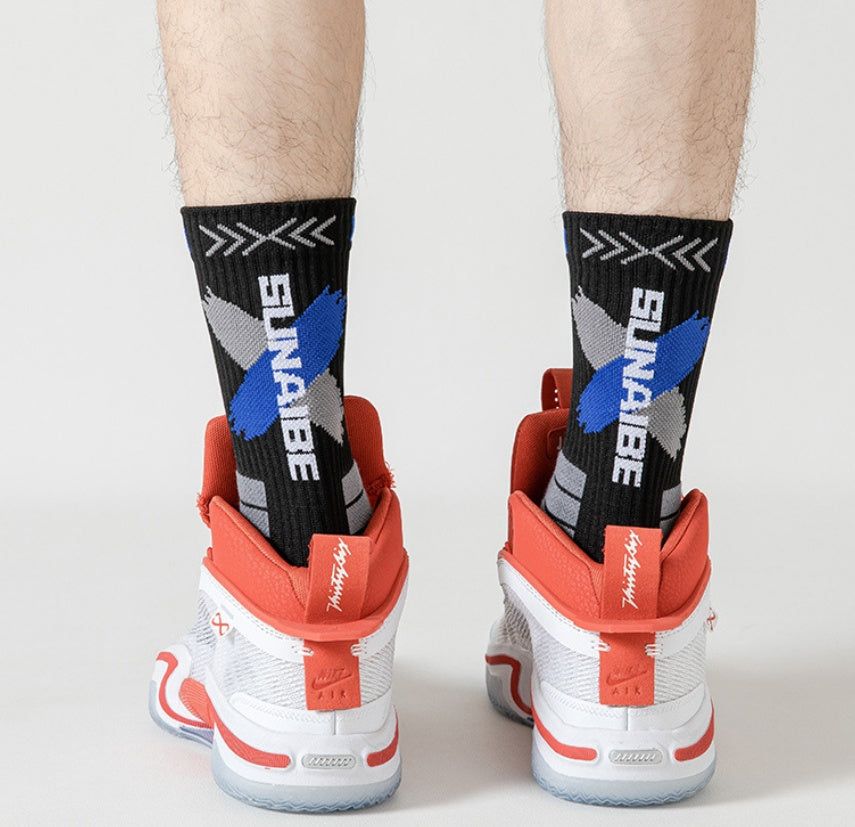 Sports Socks Men's Medium Socks Practical Professional Running Basketball Socks High Top Long Socks