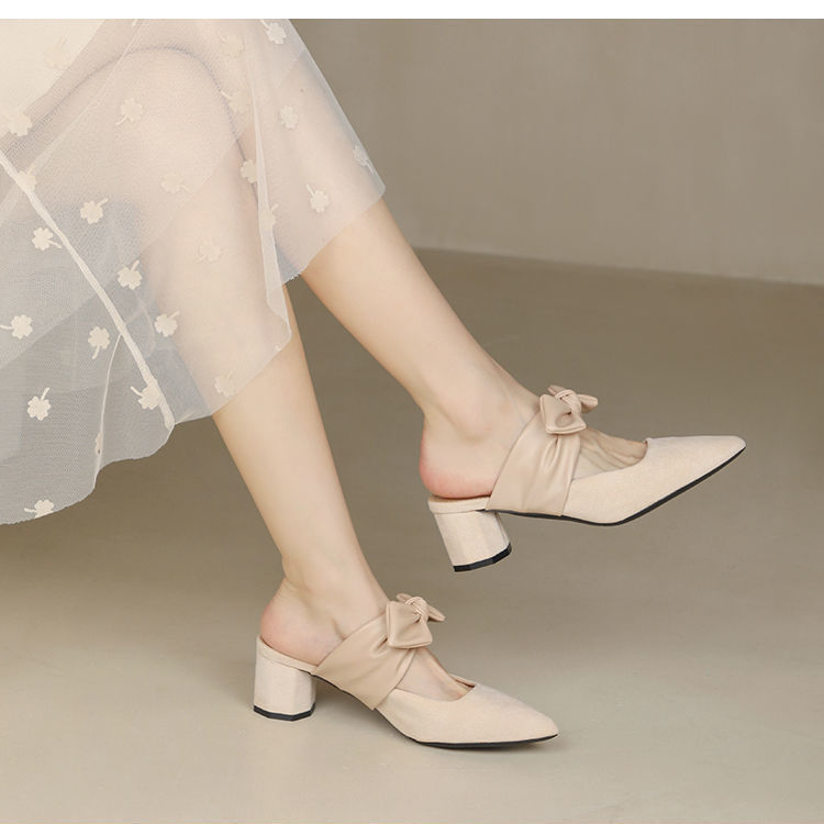 Chunky-heeled Pointed-toe French-style Soft High Heels