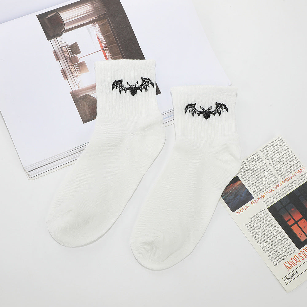 Gothic Bat Print Ribbed Crew Socks, Black & White Dark Aesthetic Knit Socks, Women's Edgy Casual Socks For Streetwear & Halloween